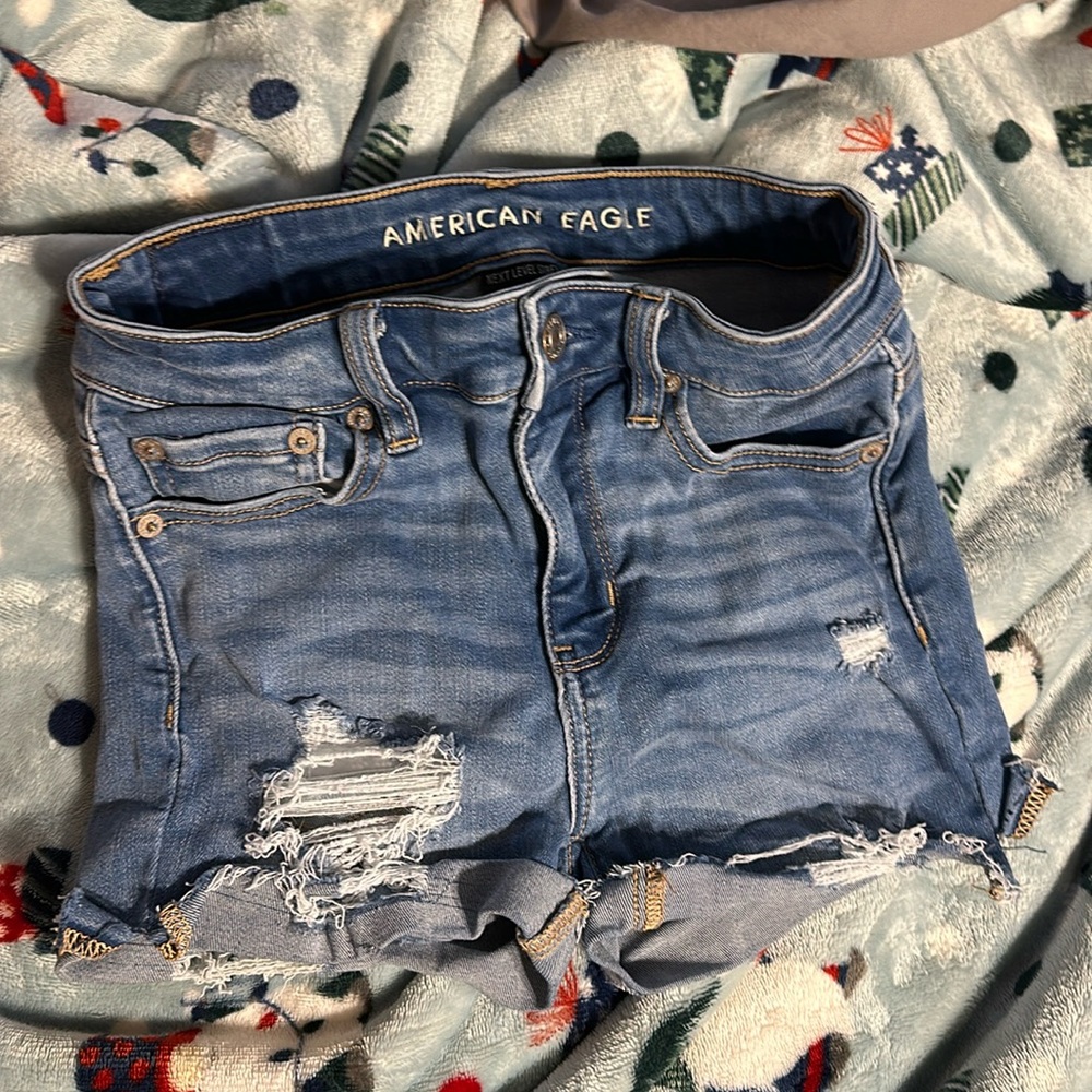 American eagle light blue Jean shorts with front and back pockets